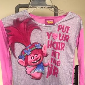Light top with character for girls